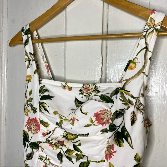NWT Shade & Shore size L : floral tummy control full coverage one piece swimsuit - Picture 4 of 11